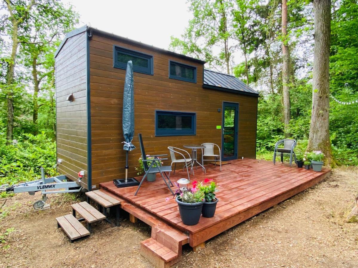 La Tiny House De Nanou Rochefort Exterior foto