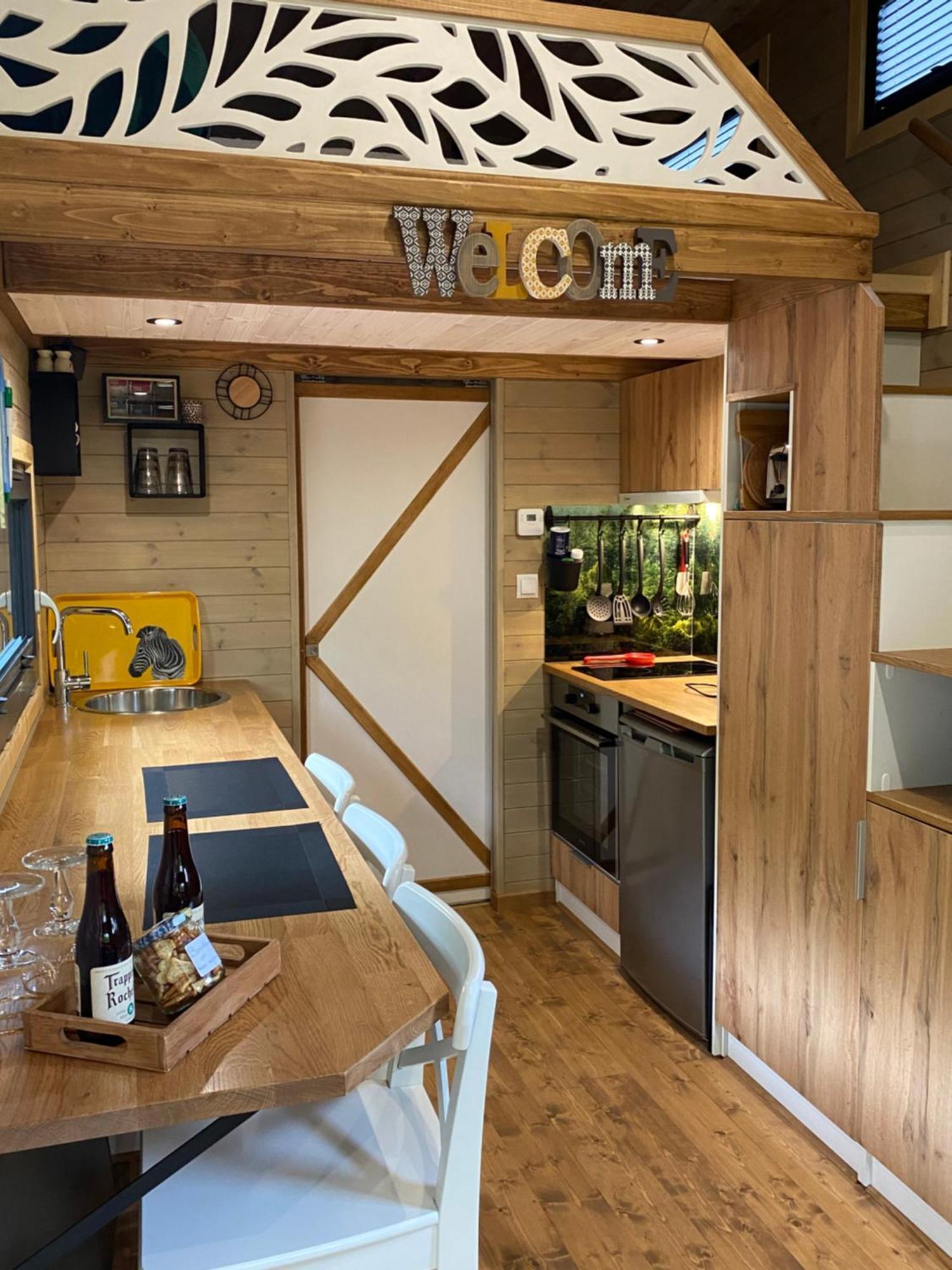 La Tiny House De Nanou Rochefort Exterior foto